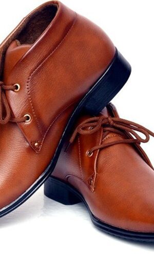 Pulitura e cambio colore scarpe in pelle.